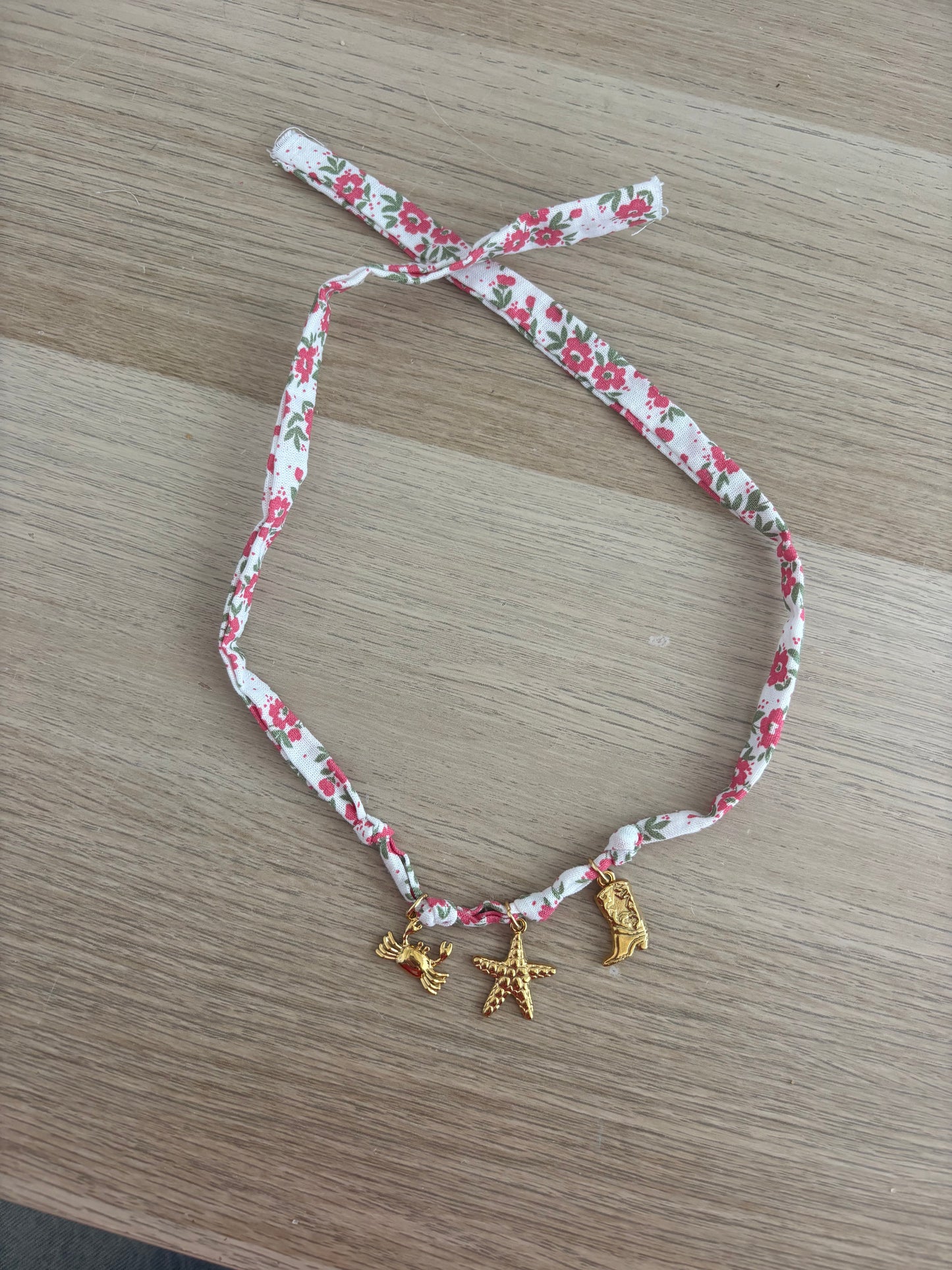 Collier de l'océan Flower - pièce unique