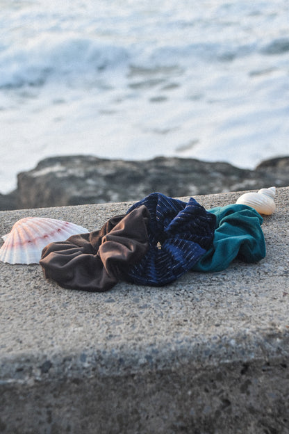 Chouchou velours bleu doré