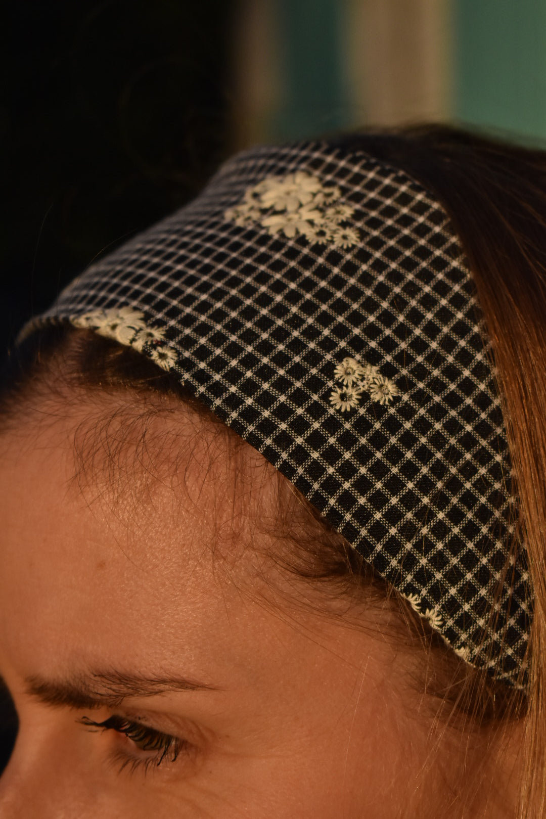 Bandeau carreaux broderie