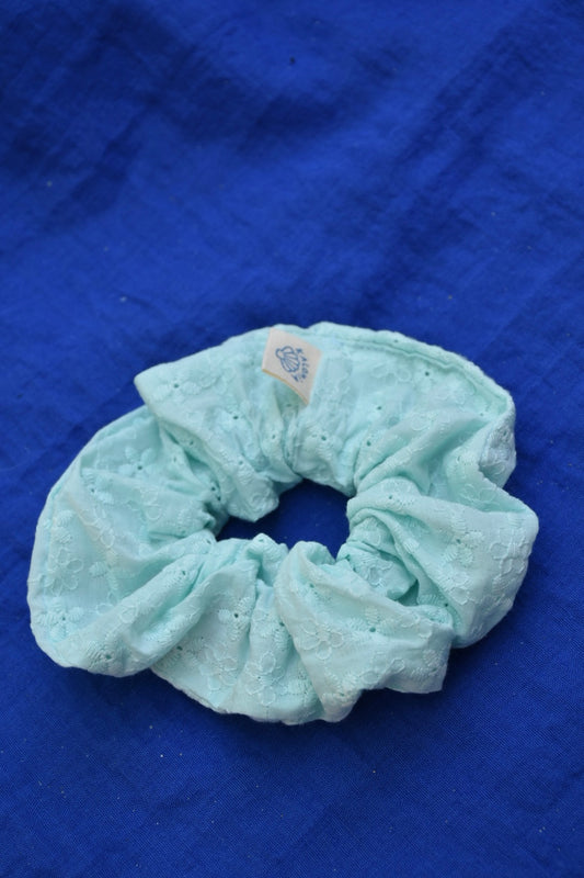 Chouchou cyan broderie fleurs