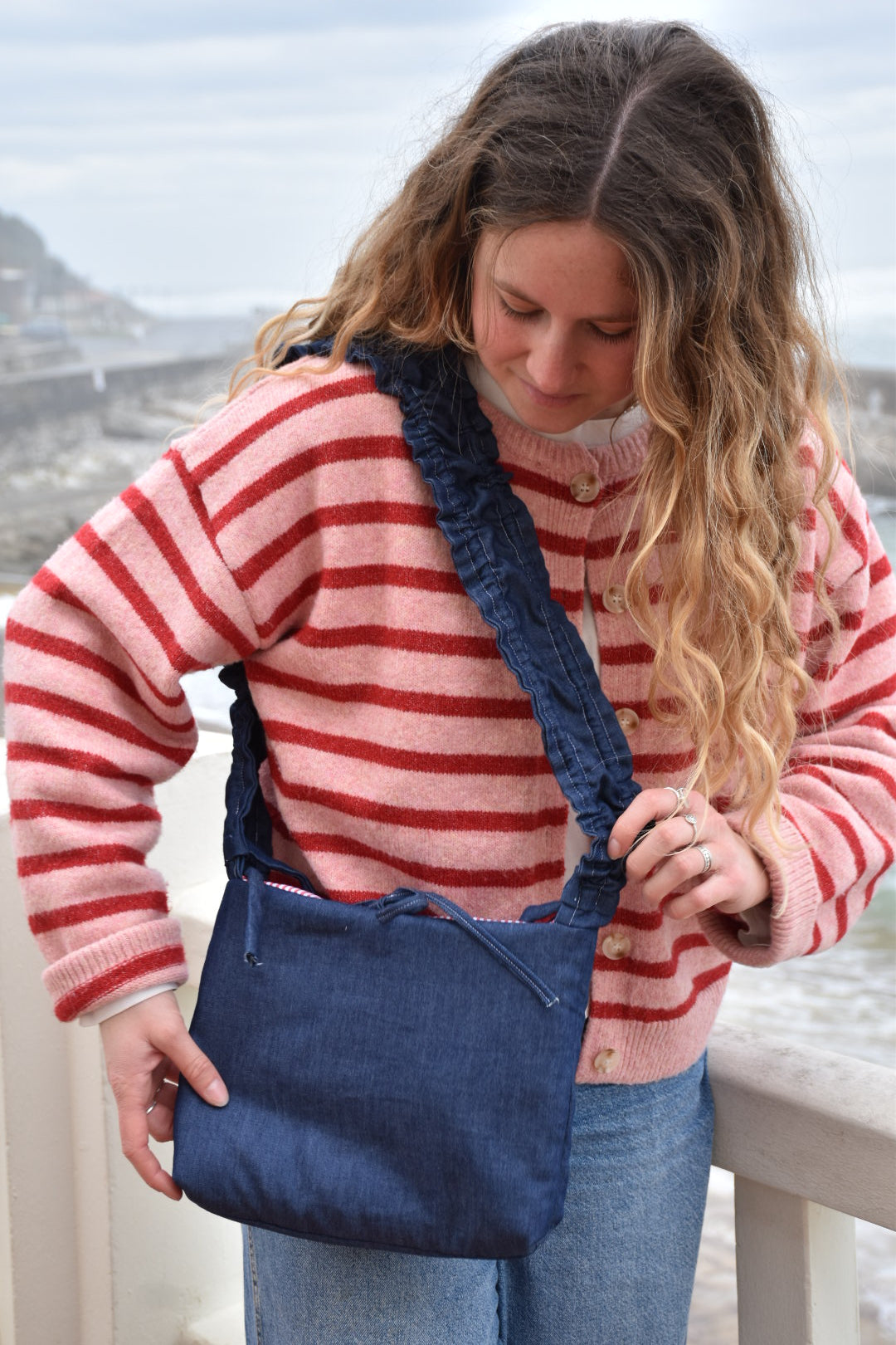 Sac ajustable reversible rayures rouges / denim