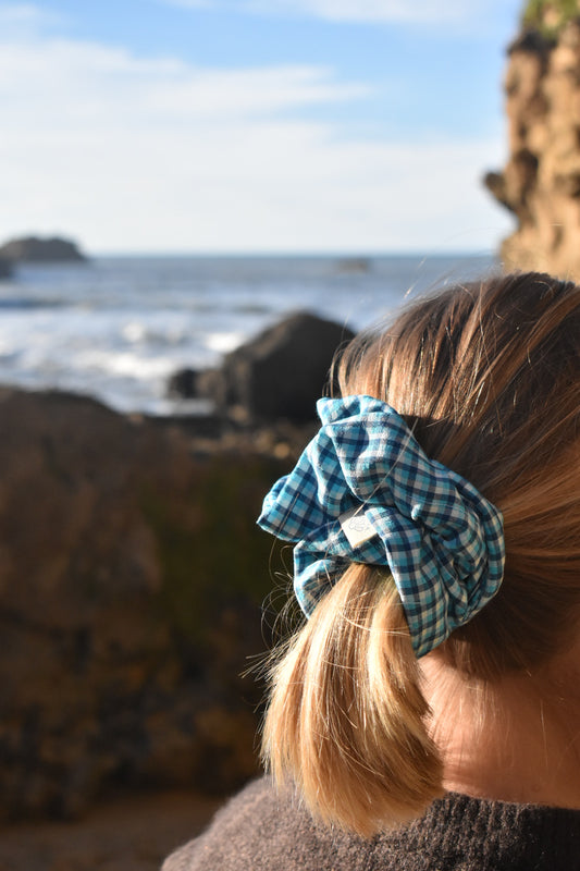 Chouchou froufrou vichy tout bleu upcyclé - modèle unique