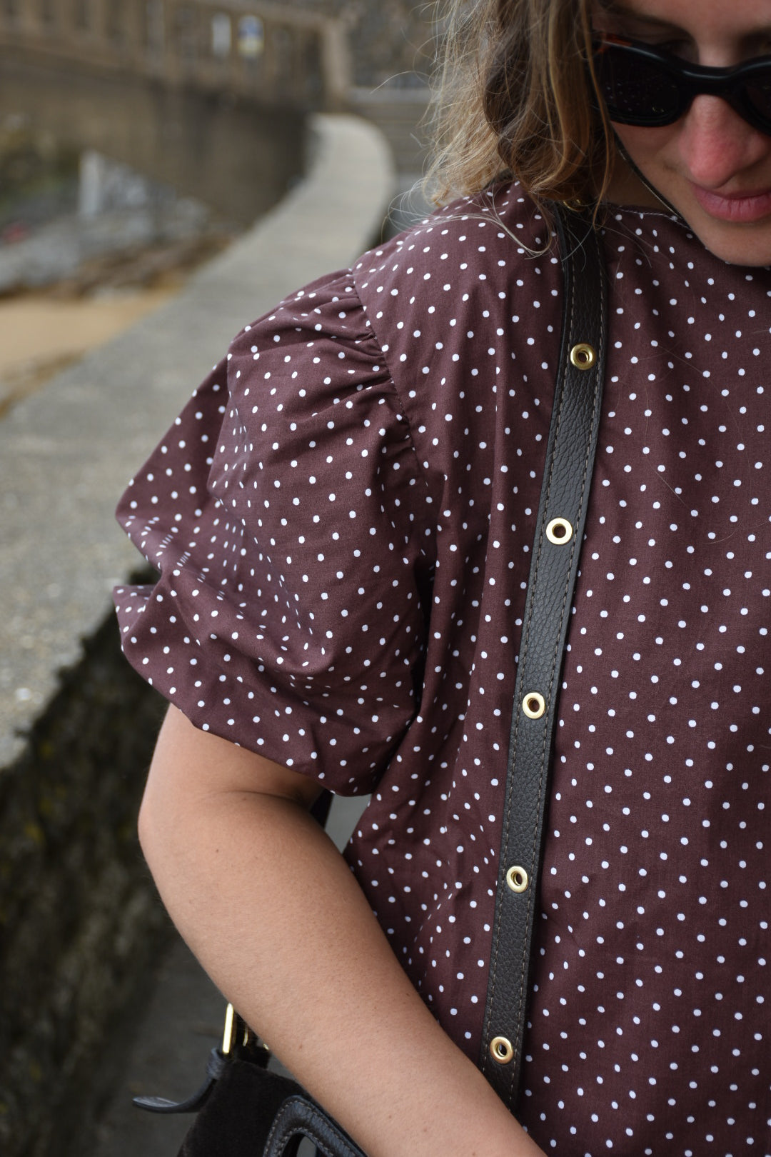Blouse chocolat à pois