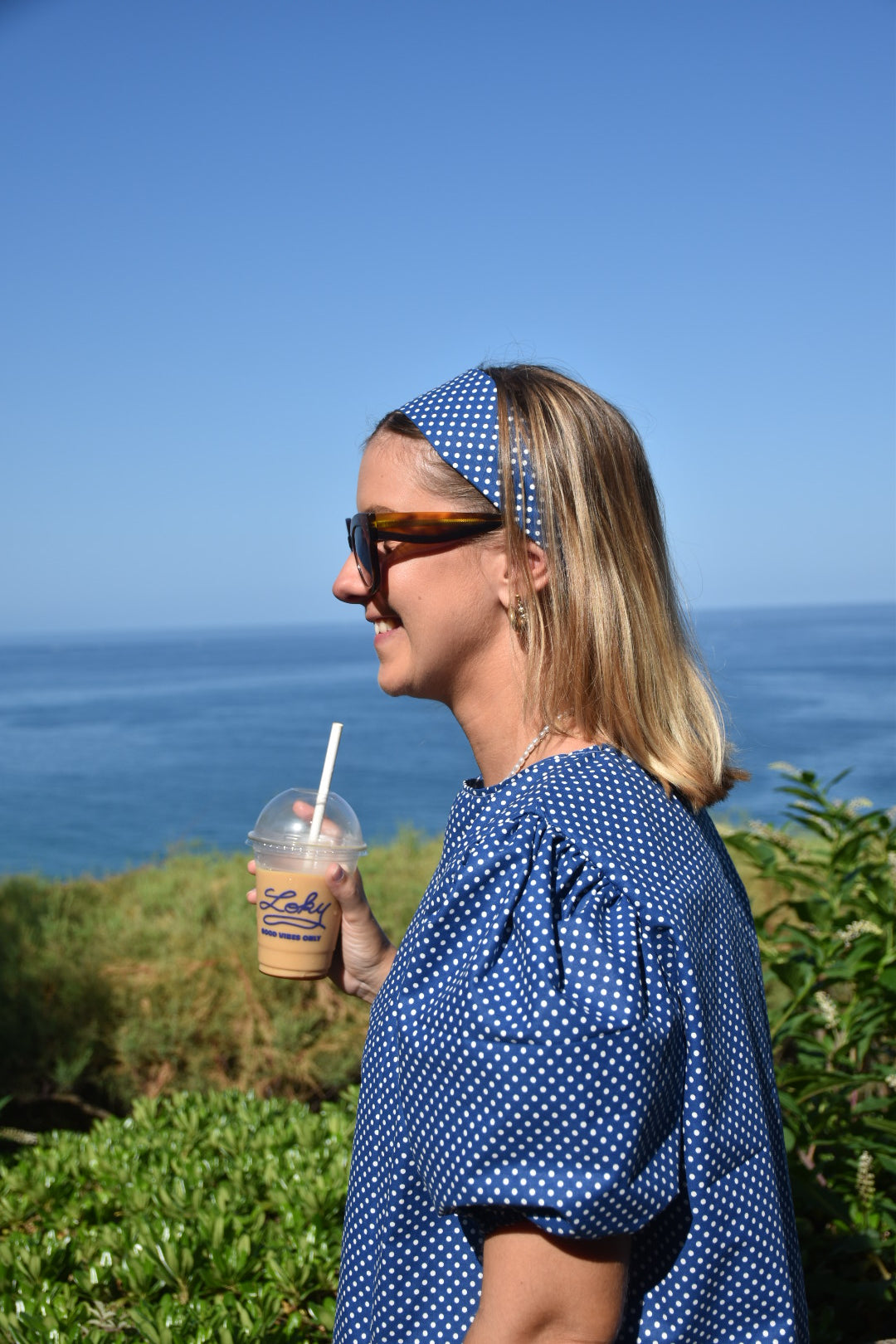 Blouse bleu marine à pois - modèle unique