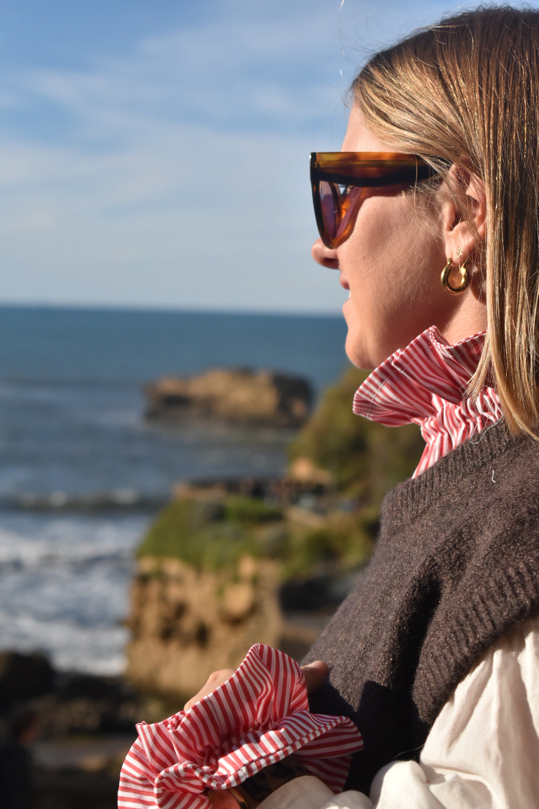 Col victorien rayures rouges - modèle unique